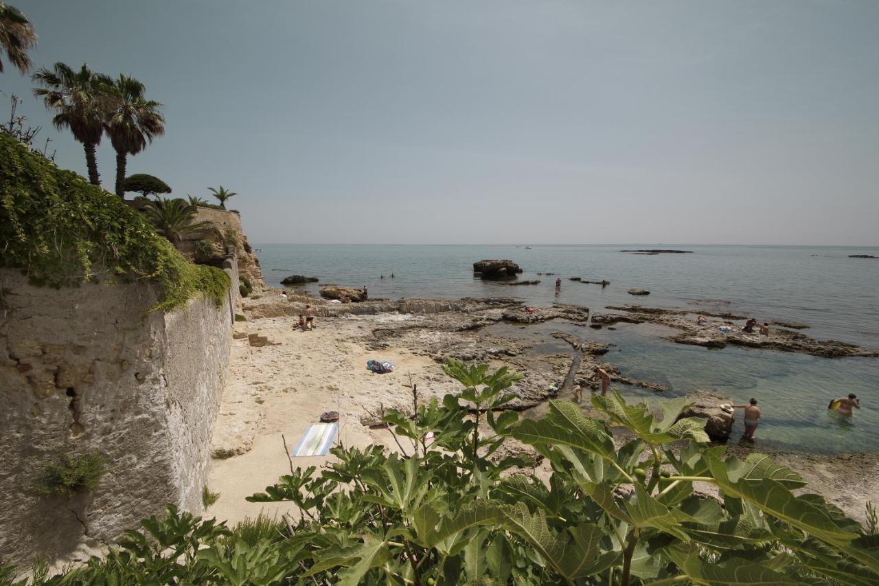 Le Bain Suite - Accanto Al Mare Vicinissima A Ortigia E Al Teatro Syracuse Eksteriør billede